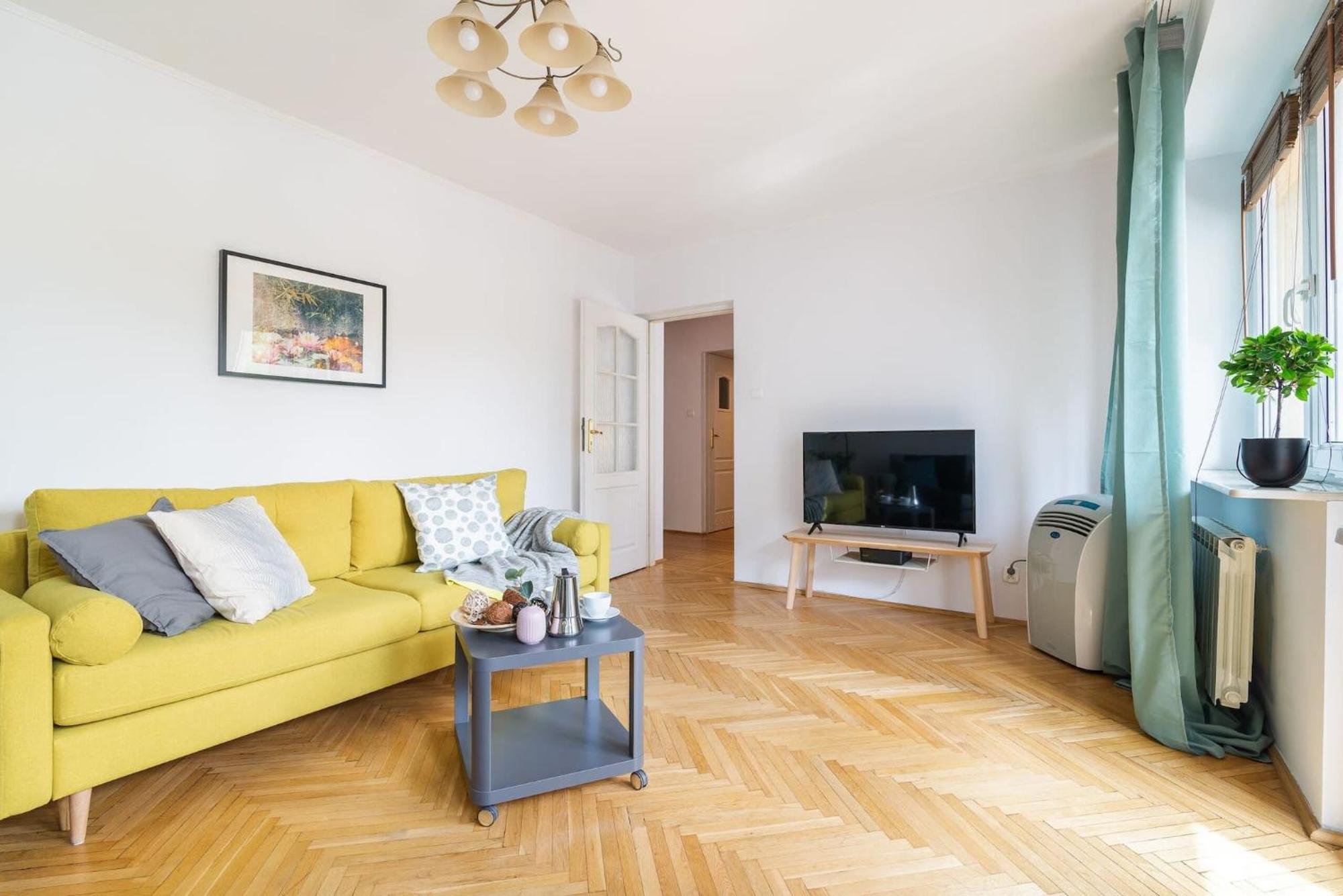 Smolna 8 - Warm Apartment With Balcony By Noclegi Renters Varsóvia Exterior foto